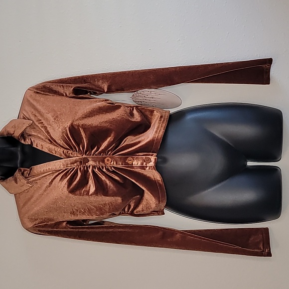 Velour Crop Top - Picture 1 of 3